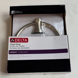 Delta 73846-SS Lahara Collection Brilliance Stainless Towel Ring NEW